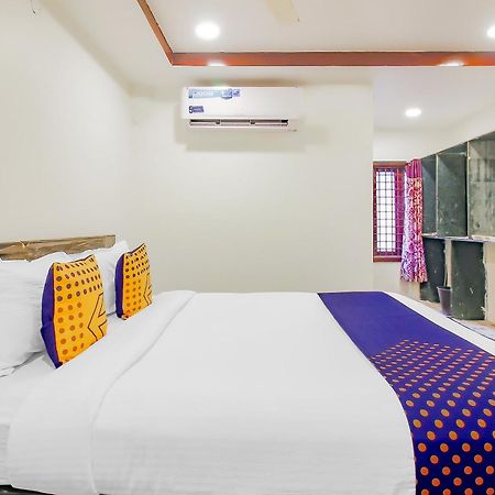 Spot On Hotel Grand Inn Warangal Exterior foto